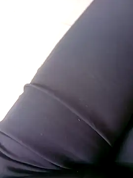 Snapshot of Khaleyssi chatting on March 3, 2:56 pm Khaleyssi online show from March 3, 2:56 pm