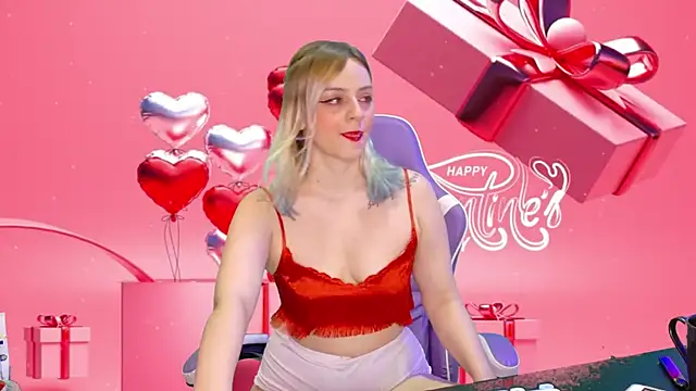 Snapshot of Dolce--Mia---Bianchi__07 chatting on February 2, 6:48 am Dolce--Mia---Bianchi  07 online show from February 2, 6:48 am
