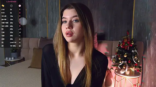 Sara Lewiis online show from December 15, 4:44 pm