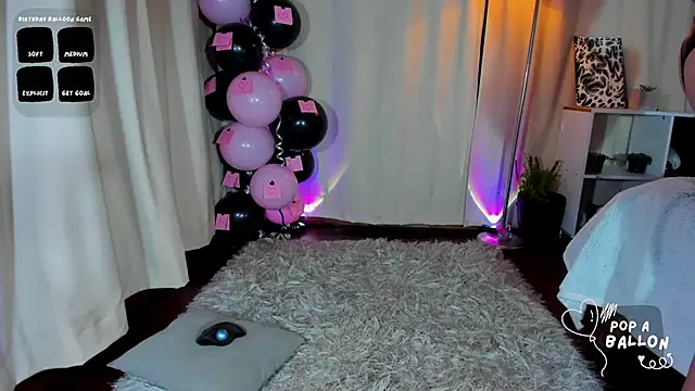 Manu Velez online show from October 10, 6:34 am