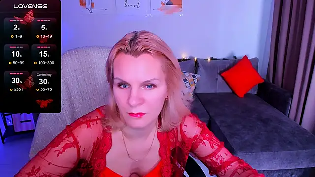 Snapshot of Louisa_Bay chatting on January 17, 11:06 am Louisa Bay online show from January 17, 11:06 am