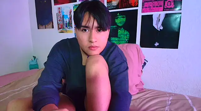 Snapshot of shinji-18 chatting on February 9, 12:17 am shinji-18 online show from February 9, 12:17 am