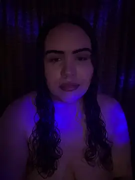 Snapshot of iTrapXXXBACKUP chatting on December 22, 1:57 am iTrapXXXBACKUP online show from December 22, 1:57 am