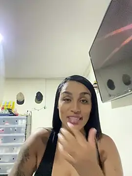 KatalinnaBrown online show from July 11, 11:50 pm