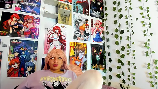 miku katsuragi online show from December 4, 5:05 am