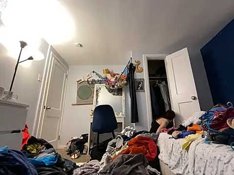 Snapshot of emilycoco chatting on February 9, 11:15 pm emilycoco online show from February 9, 11:15 pm