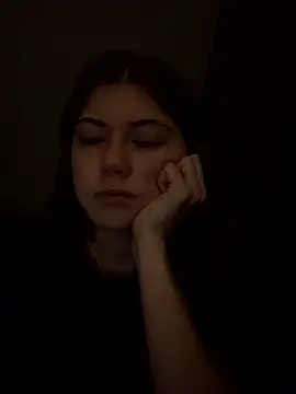 Snapshot of emilycoco chatting on January 10, 2:13 am emilycoco online show from January 10, 2:13 am