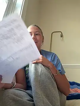emilycoco online show from July 19, 9:51 pm