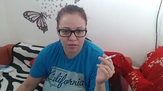 Snapshot of LadyHellene chatting on February 13, 8:06 am LadyHellene online show from February 13, 8:06 am