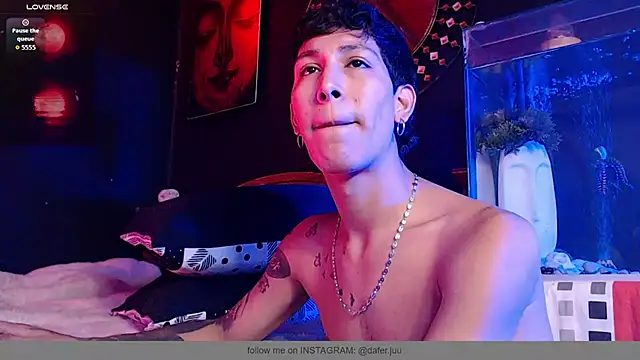 Godly huan online show from December 2, 7:03 am