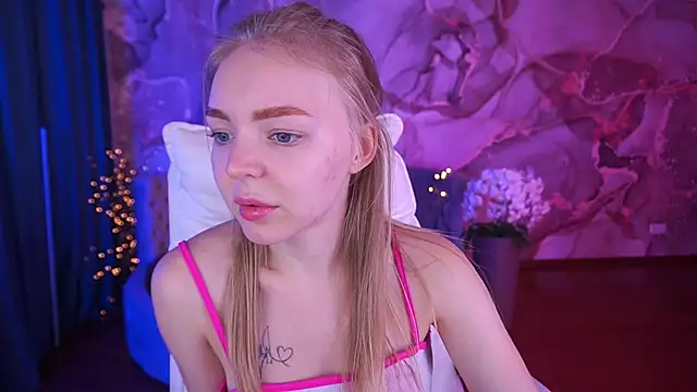 EmilySunshineS online show from September 14, 1:10 pm