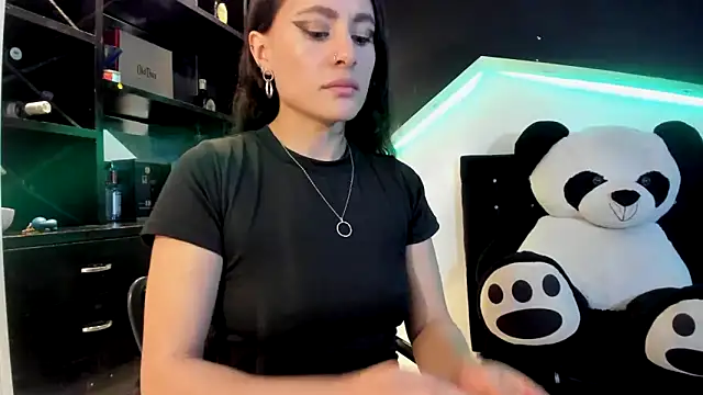 Coral Gibson online show from February 25, 3:38 pm