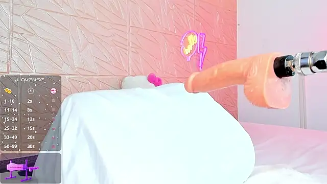 carollin  1 online show from March 13, 2:55 pm