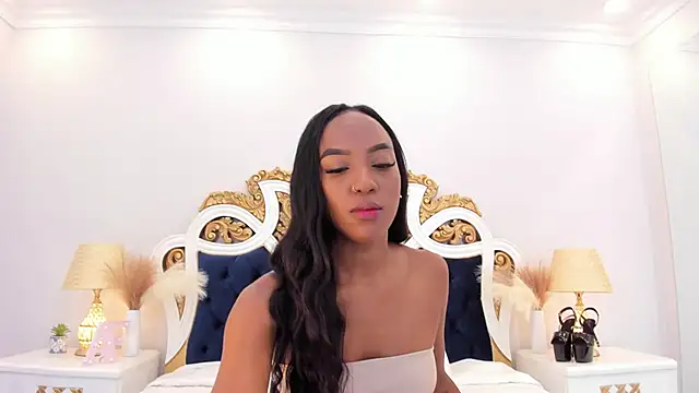 Snapshot of AshleyFerri chatting on March 18, 11:19 am AshleyFerri online show from March 18, 11:19 am