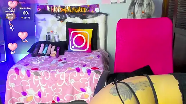 Snapshot of _Pamela_ebony chatting on October 27, 8:02 pm Pamela ebony online show from October 27, 8:02 pm