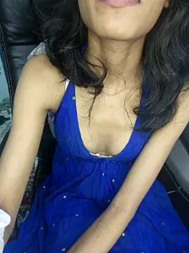 Snapshot of glam_goddess chatting on December 2, 10:45 pm glam goddess online show from December 2, 10:45 pm