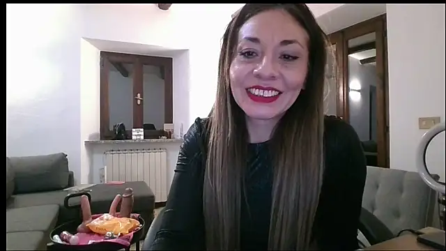KarolinaReaper online show from March 13, 7:31 pm
