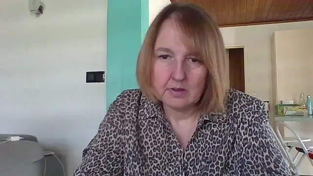 Sandcoq online show from April 15, 10:33 am