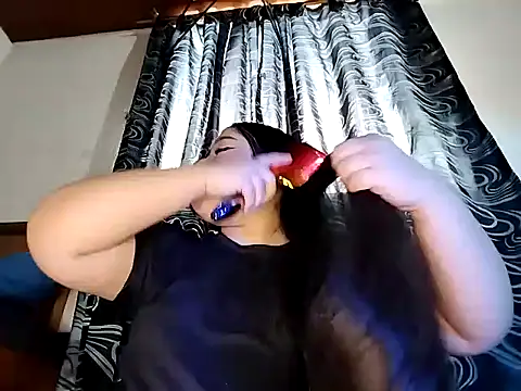 Snapshot of sharyl_24 chatting on October 10, 6:51 pm sharyl 24 online show from October 10, 6:51 pm