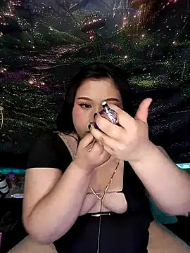 Snapshot of sharyl_24 chatting on July 30, 8:41 pm sharyl 24 online show from July 30, 8:41 pm