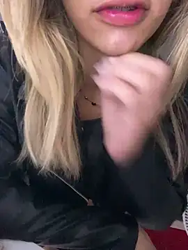 Carolinen online show from January 29, 3:44 am