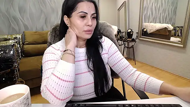 Sara Poison online show from February 6, 3:22 am