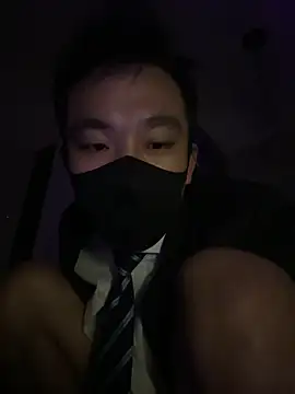 ex199212 online show from December 4, 9:02 pm