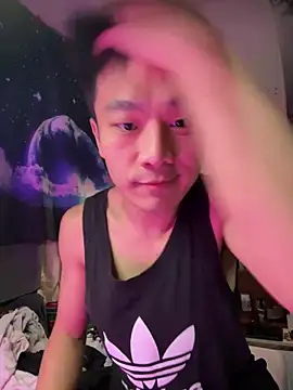 ex199212 online show from February 18, 6:04 pm