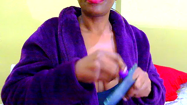 Snapshot of Mollybrookexx chatting on July 3, 5:25 am Mollybrookexx online show from July 3, 5:25 am