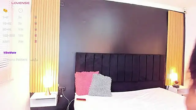 sweetsofia18 online show from March 4, 10:16 pm