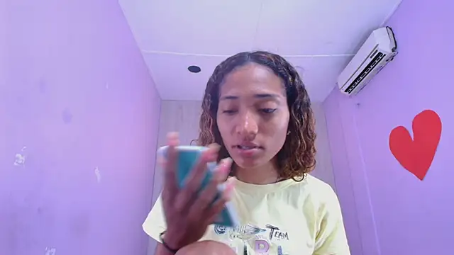 Charlotte Love10 online show from March 18, 11:41 am