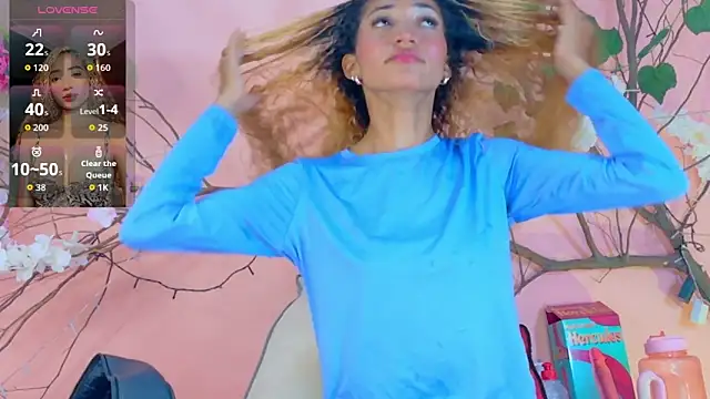 Charlotte Love10 online show from April 10, 9:30 pm