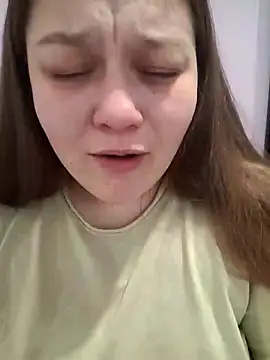 Molly Greyy online show from December 6, 7:43 am