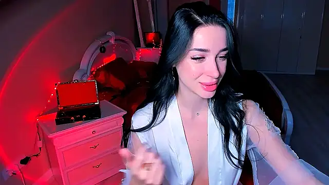 Snapshot of lovely_desire chatting on December 3, 5:31 am lovely desire online show from December 3, 5:31 am