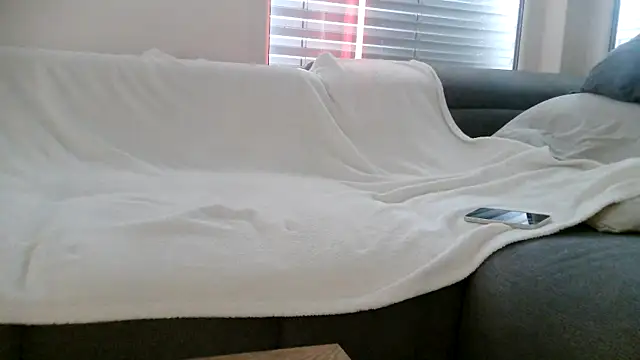 WilloGirl online show from May 30, 4:26 pm
