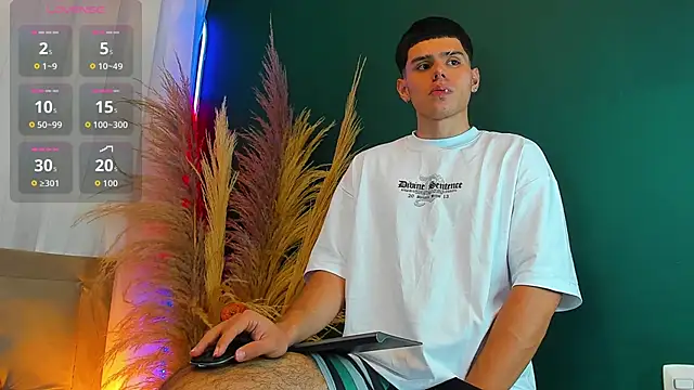 Snapshot of Nathaniel_Park chatting on September 20, 3:18 am Nathaniel Park online show from September 20, 3:18 am