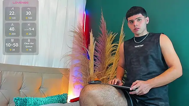 Snapshot of Nathaniel_Park chatting on September 30, 3:33 am Nathaniel Park online show from September 30, 3:33 am