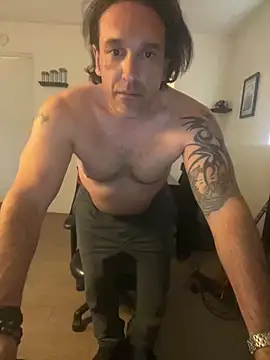 PEGATIVET online show from February 6, 12:04 am