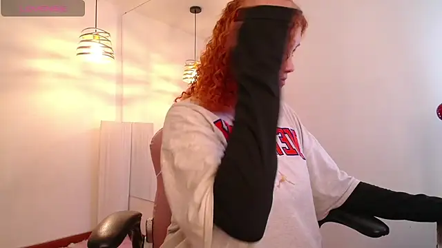 Snapshot of Missbrave1 chatting on December 31, 5:29 pm Missbrave1 online show from December 31, 5:29 pm