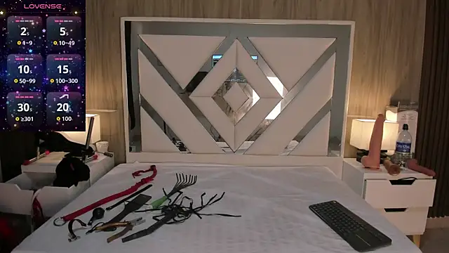 ValentinaThomas online show from October 23, 7:34 pm