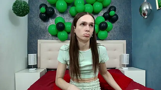 Celestial Queen  online show from March 18, 1:47 pm