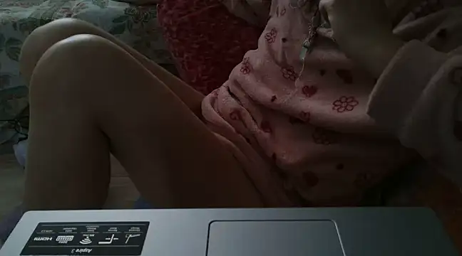 VeneRed online show from March 11, 3:45 pm