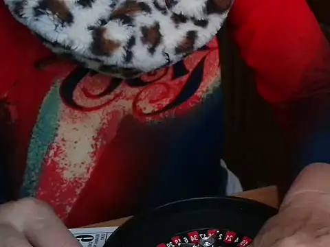 VeneRed online show from October 7, 6:21 am