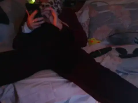 VeneRed online show from November 28, 7:05 pm