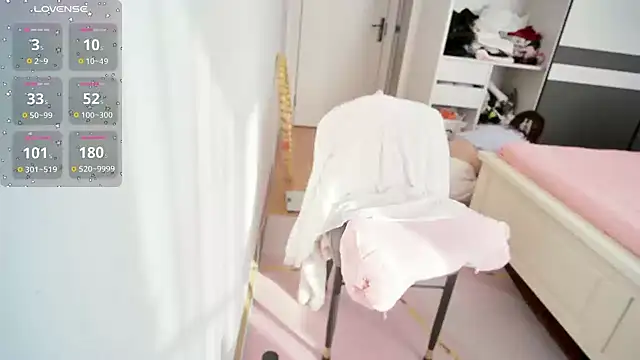 Snapshot of CN-Shanshan chatting on March 11, 1:22 am CN-Shanshan online show from March 11, 1:22 am