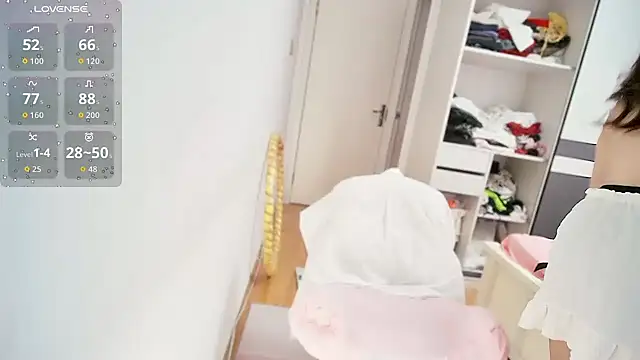 Snapshot of CN-Shanshan chatting on March 14, 2:17 am CN-Shanshan online show from March 14, 2:17 am