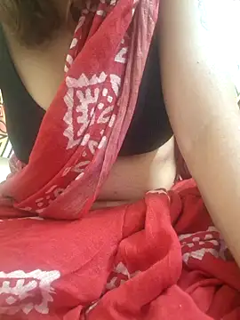 Snapshot of Melody_Shyla chatting on December 9, 5:29 am Melody Shyla online show from December 9, 5:29 am