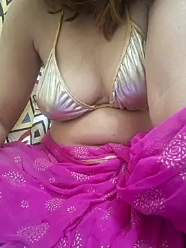 Snapshot of Melody_Shyla chatting on December 25, 12:27 am Melody Shyla online show from December 25, 12:27 am