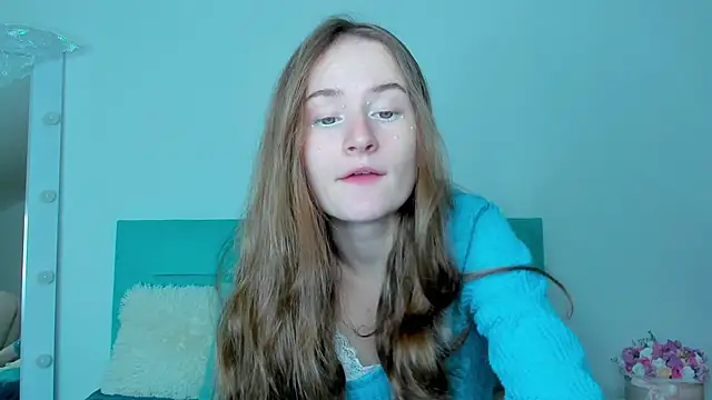 L1ittle kitty  online show from November 13, 6:34 am