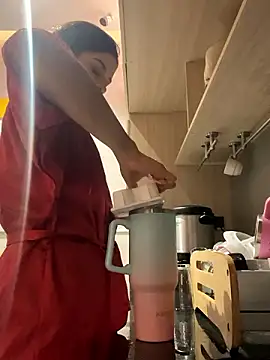 Alisha-Bond online show from December 1, 11:47 pm